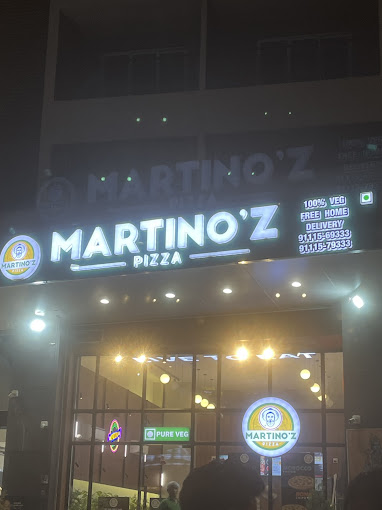 Restaurants & Cafes